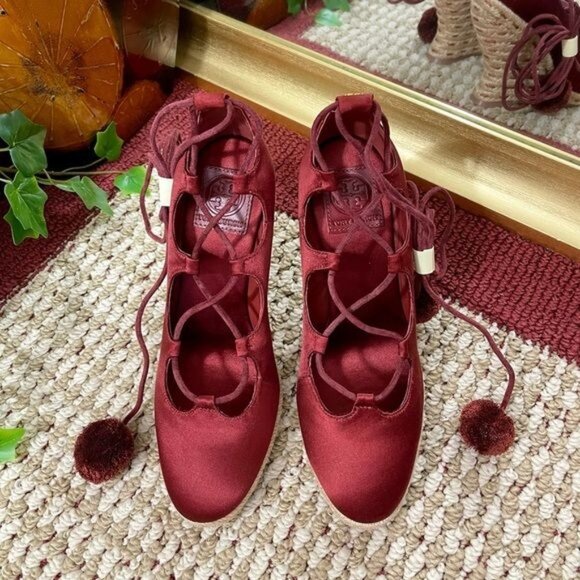 New Tory Burch Red Pompom-embellished Lace-up Satin Wedge Espadrilles Merlot 7 - Picture 5 of 16